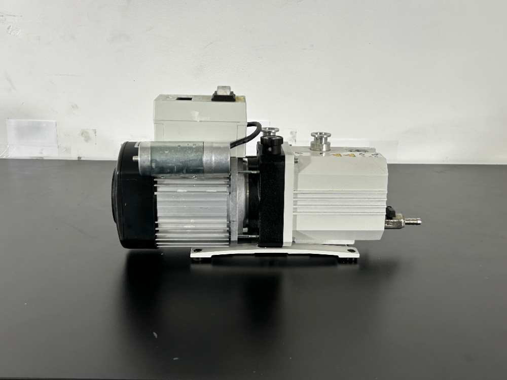 Image of Leybold Trivac Vacuum Pump